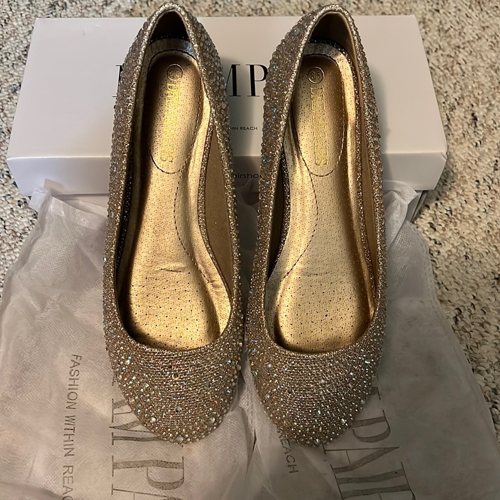 Bedazzled Flats